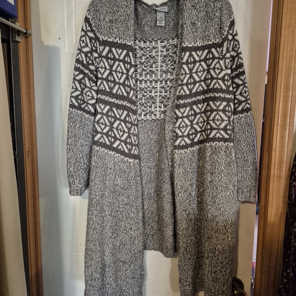 Catherines Black and White Geometric Cardigan